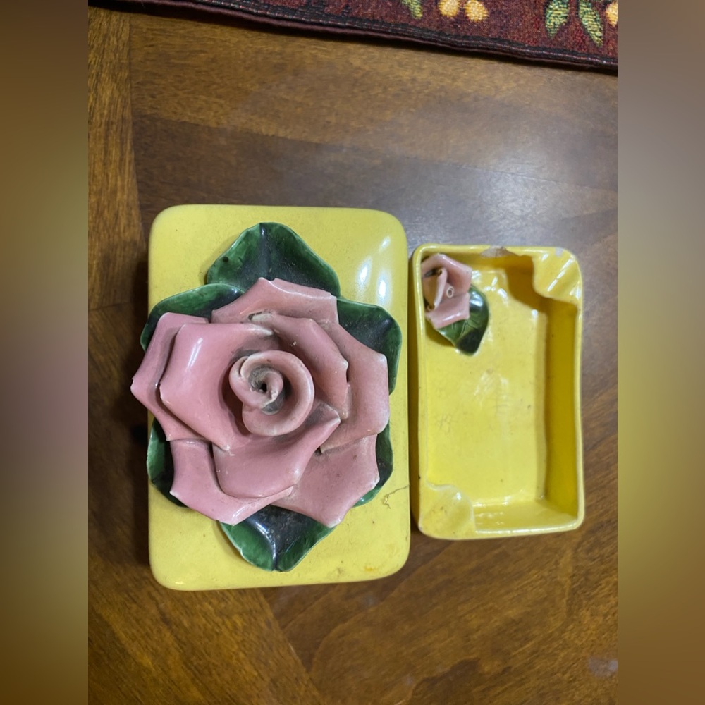 Rose Box - Picture 4 of 5